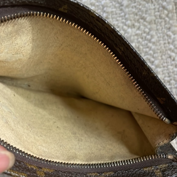 Louis Vuitton vintage bucket pouch pm - Picture 9 of 11